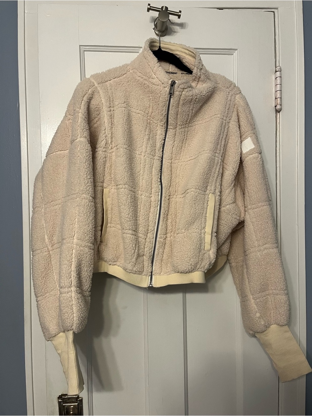 Free People FP Movement Outward Bounds Fleece Cream White Bomber Zip Up L - Picture 3 of 7